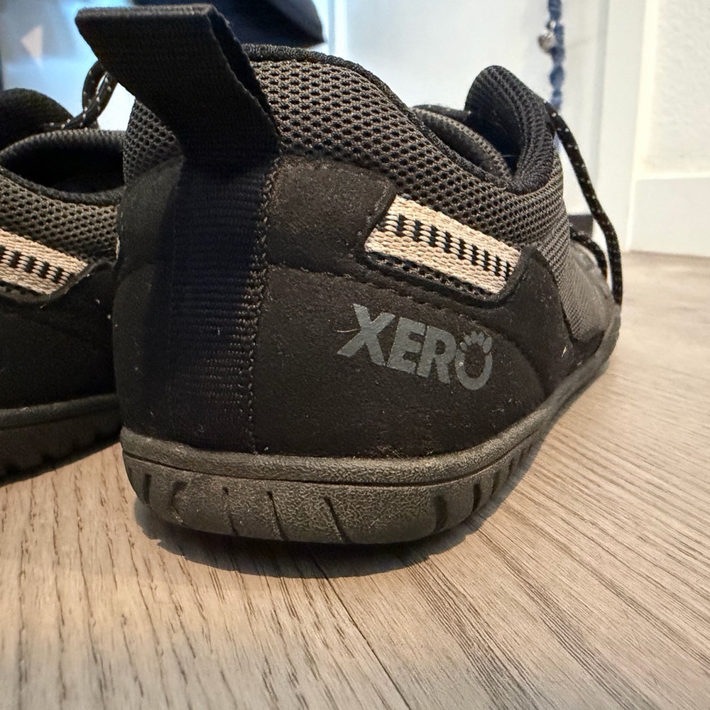 Women’s Xero 360 Sneakers - Picture 2 of 7
